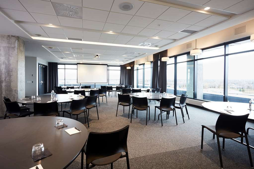 Hôtel Escad Quartier DIX30 Brossard Facilidades foto
