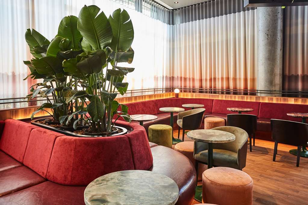 Hôtel Escad Quartier DIX30 Brossard Restaurante foto